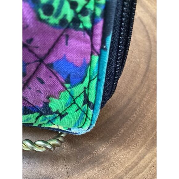 Vera Bradley Wallet/Coin Purse w/Medallion Turn Lock - Picture 7 of 11